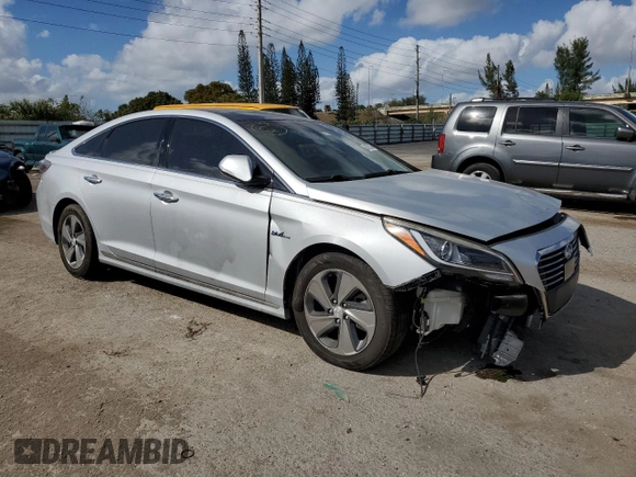 2017 Hyundai Sonata Hybrid Limited with VIN KMHE34L38HA067845, listed as a Copart auction lot 38892253 with 87,285 mi miles. Bid and sale history available at carsss.com. Image 4.