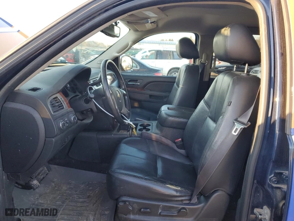 2012 Chevrolet Avalanche LT with VIN 3GNTKFE78CG234359, listed as a Copart auction lot 46911975 with 142,920 mi miles and Salvage Title. Bid and sale history available at carsss.com. Image 7.