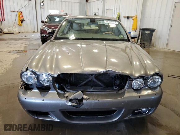 2008 Jaguar XJ 8 LWB with VIN SAJWA79BX8SH28580, listed as a Copart auction lot 53297425 with 111,664 mi miles and Non Repairable. Bid and sale history available at DreamBid. Image 5.