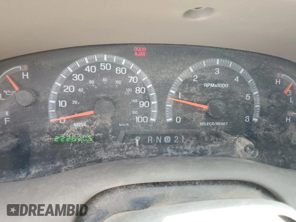 2001 Ford F-150 XLT with VIN 1FTRW07W41KA62569, listed as a Copart auction lot 56783475 with 222,630 mi miles and Clean title. Bid and sale history available at DreamBid. Image 9.