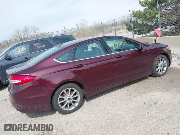 2017 Ford Fusion SE with VIN 3FA6P0HDXHR350377, listed as a IAAI auction lot 42091011 with 109,670 mi miles. Bid and sale history available at carsss.com. Image 4.