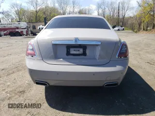 2021 Rolls-Royce Ghost z VIN SCATV0C04MU208558, wystawiony jako Copart lot #54121965 z przebiegiem 15 643 mil mil oraz Szkody całkowita. Historia ofert i sprzedaży dostępna na DreamBid. Obrazek 6.