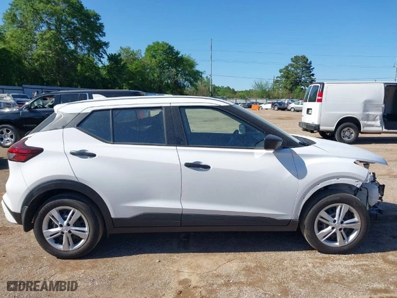 2024 Nissan Kicks S with VIN 3N1CP5BV1RL579873, listed as a IAAI auction lot 41971447 with 19,295 mi miles. Bid and sale history available at carsss.com. Image 14.