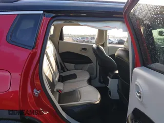 2019 Jeep Compass Limited with VIN 3C4NJCCB1KT638104, listed as a IAAI auction lot 41499495 with 56,270 mi miles. Bid and sale history available at carsss.com. Image 8.