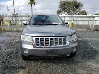 2012 Jeep Grand Cherokee Overland with VIN 1C4RJECT4CC137792, listed as a Copart auction lot 48070625 with 150,082 mi miles and Salvage Title. Bid and sale history available at carsss.com. Image 5.