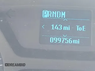 2015 Ford Transit Cargo z VIN 1FTNR1ZM5FKA65799, wystawiony jako IAAI lot #42473586 z przebiegiem 99 756 mil mil oraz . Historia ofert i sprzedaży dostępna na DreamBid. Obrazek 15.