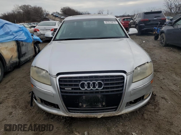 2008 Audi A8 4.2L z VIN WAUMV94E48N015819, wystawiony jako Copart lot #87915815 z przebiegiem 196 018 mil mil oraz Czysty tytuł • Clean title. Historia ofert i sprzedaży dostępna na DreamBid. Obrazek 5.