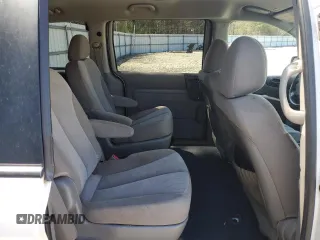 2011 Kia Sedona LX with VIN KNDMG4C78B6366382, listed as a Copart auction lot 55612085 with 385,336 mi miles and Clean Title. Bid and sale history available at carsss.com. Image 11.