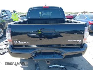 2014 Toyota Tacoma PreRunner with VIN 3TMJU4GN0EM160403, listed as a IAAI auction lot 41979894 with 169,941 mi miles. Bid and sale history available at carsss.com. Image 16.