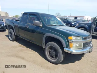 2005 Chevrolet Colorado LS Z71 with VIN 1GCDT196758259387, listed as a IAAI auction lot 42091389 with 191,802 mi miles. Bid and sale history available at carsss.com. Image 1.
