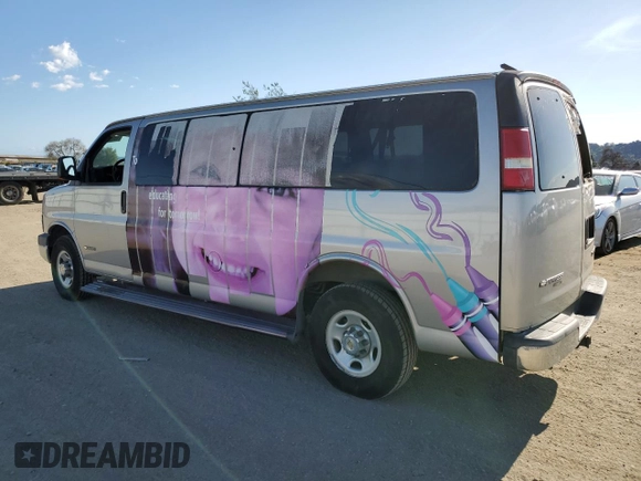 2005 Chevrolet Express Passenger with VIN 1GAHG39U851114716, listed as a Copart auction lot 49903085 with 148,670 mi miles and Clean title. Bid and sale history available at DreamBid. Image 2.