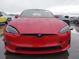 2022 Tesla Model S Plaid z VIN 5YJSA1E61NF485055, wystawiony jako IAAI lot #41751134 z przebiegiem Nie podano mil oraz . Historia ofert i sprzedaży dostępna na DreamBid. Obrazek 12.