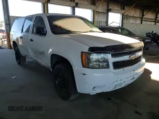 2008 Chevrolet Suburban Commercial with VIN 3GNGK26K88G314040, listed as a Copart auction lot 84406614 with 0 mi miles and Salvage Title. Bid and sale history available at carsss.com. Image 12.