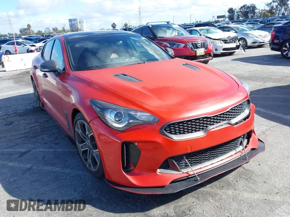 2020 Kia Stinger GT-Line with VIN KNAE15LA6L6081184, listed as a IAAI auction lot 41587668 with 52,168 mi miles. Bid and sale history available at carsss.com. Image 1.