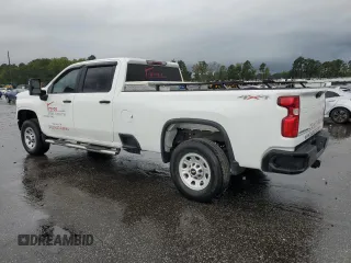 2022 Chevrolet Silverado 3500HD Work Truck with VIN 1GC4YSEY4NF364107, listed as a Copart auction lot 73045214 with 21,487 mi miles and Salvage Title. Bid and sale history available at carsss.com. Image 2.