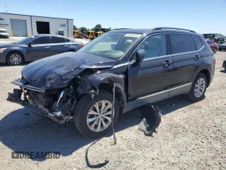 2018 Volkswagen Tiguan SEL with VIN 3VV2B7AX8JM132642, listed as a Copart auction lot 57807325 with 66,292 mi miles and Salvage title. Bid and sale history available at DreamBid. Image 1.