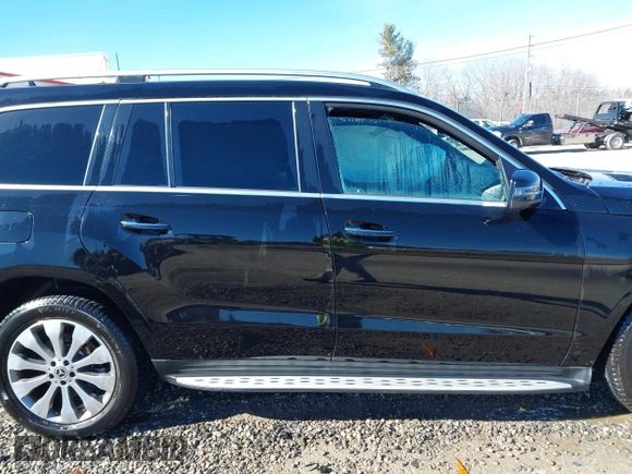2018 Mercedes-Benz GLS 450 with VIN 4JGDF6EE5JB148508, listed as a IAAI auction lot 41454691 with Not provided miles and . Bid and sale history available at DreamBid. Image 13.