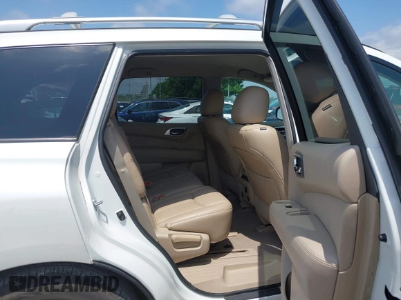 2015 Nissan Pathfinder S with VIN 5N1AR2MN2FC672785, listed as a IAAI auction lot 42535243 with 143,209 mi miles and . Bid and sale history available at DreamBid. Image 8.