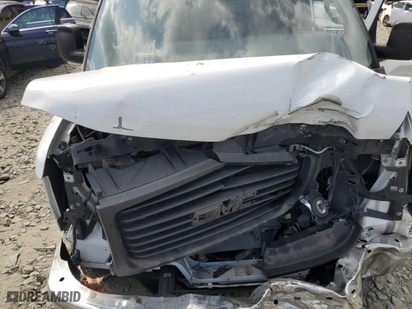 2017 GMC Savana Cargo Van with VIN 1GTW7AFF1H1908339, listed as a Copart auction lot 58879394 with 93,372 mi miles and Salvage Title. Bid and sale history available at carsss.com. Image 11.