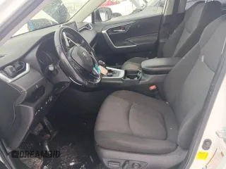 2019 Toyota RAV4 Hybrid XLE with VIN JTMRWRFV8KD004029, listed as a Copart auction lot 48261625 with 0 mi miles and Salvage Title. Bid and sale history available at carsss.com. Image 7.