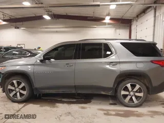 2020 Chevrolet Traverse LT Leather with VIN 1GNEVHKW2LJ133629, listed as a IAAI auction lot 41530299 with 86,329 mi miles. Bid and sale history available at carsss.com. Image 14.