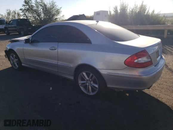 2008 Mercedes-Benz CLK 350 with VIN WDBTJ56H48F237022, listed as a Copart auction lot 73179984 with 115,737 mi miles and Salvage Title. Bid and sale history available at DreamBid. Image 2.