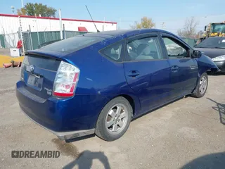 2008 Toyota Prius with VIN JTDKB20U687745341, listed as a IAAI auction lot 40722163 with Not Provided miles. Bid and sale history available at carsss.com. Image 4.