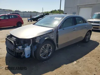 2020 Mercedes-Benz A 220 z VIN W1K3G4FB9LJ215065, wystawiony jako Copart lot #54854465 z przebiegiem 49 881 mil mil oraz Szkoda całkowita • Salvage title. Historia ofert i sprzedaży dostępna na DreamBid. Obrazek 1.