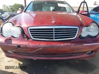 2001 Mercedes-Benz C 320 with VIN WDBRF64J11F068087, listed as a IAAI auction lot 42034193 with 144,752 mi miles and . Bid and sale history available at DreamBid. Image 6.