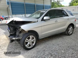 2015 Mercedes-Benz M 350 z VIN 4JGDA5HB2FA449146, wystawiony jako Copart lot #55599325 z przebiegiem 109 352 mil mil oraz Szkoda całkowita • Salvage title. Historia ofert i sprzedaży dostępna na DreamBid. Obrazek 1.