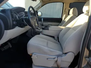 2007 Chevrolet Silverado 1500 LT w/1LT with VIN 2GCEC13J771554139, listed as a Copart auction lot 89317805 with 232,226 mi miles and Salvage Title. Bid and sale history available at carsss.com. Image 7.