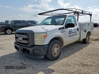 2011 Ford F-250 XL with VIN 1FTBF2A64BEA64604, listed as a Copart auction lot 60738135 with 194,087 mi miles and Salvage title. Bid and sale history available at DreamBid. Image 1.