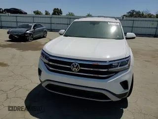2021 Volkswagen Atlas SE z VIN 1V2WR2CA3MC581108, wystawiony jako Copart lot #55703125 z przebiegiem 76 194 mil mil oraz Szkoda całkowita • Salvage title. Historia ofert i sprzedaży dostępna na DreamBid. Obrazek 13.