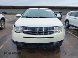 2007 Lincoln MKX with VIN 2LMDU68C77BJ05358, listed as a IAAI auction lot 41852330 with 163,508 mi miles. Bid and sale history available at carsss.com. Image 12.