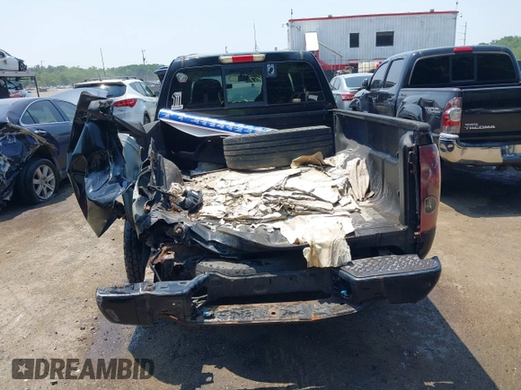 2005 Chevrolet Colorado LS Z71 z VIN 1GCDT196158100185, wystawiony jako IAAI lot #42413707 z przebiegiem 224 330 mil mil oraz . Historia ofert i sprzedaży dostępna na DreamBid. Obrazek 16.