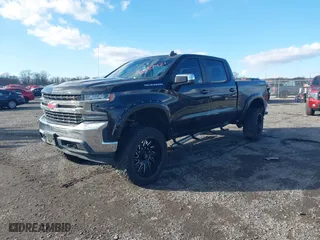 2020 Chevrolet Silverado 1500 LT with VIN 1GCUYDED8LZ208804, listed as a IAAI auction lot 41467421 with 59,196 mi miles. Bid and sale history available at carsss.com. Image 17.