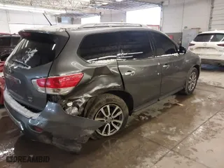 2015 Nissan Pathfinder S with VIN 5N1AR2MM9FC708365, listed as a IAAI auction lot 41240507 with 83,434 mi miles. Bid and sale history available at carsss.com. Image 4.