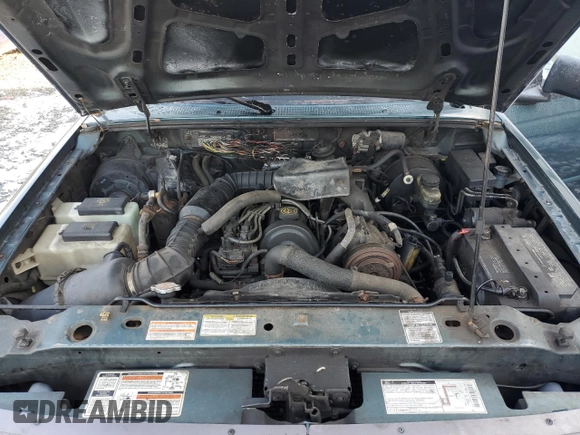 1996 Ford Ranger XL z VIN 1FTCR10A4TTA29912, wystawiony jako Copart lot #85254904 z przebiegiem 340 185 mil mil oraz Szkoda całkowita • Salvage title. Historia ofert i sprzedaży dostępna na DreamBid. Obrazek 11.