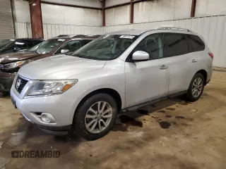 2016 Nissan Pathfinder S with VIN 5N1AR2MN6GC640066, listed as a Copart auction lot 46917475 with 132,532 mi miles and Clean title. Bid and sale history available at DreamBid. Image 1.