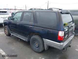 2001 Toyota 4Runner SR5 with VIN JT3GN86R410198897, listed as a IAAI auction lot 41924580 with 330,392 mi miles. Bid and sale history available at carsss.com. Image 3.