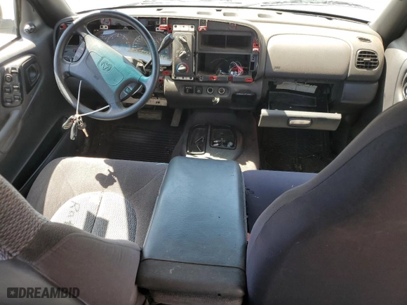 1999 Dodge Durango with VIN 1B4HR28Y8XF621263, listed as a Copart auction lot 52173855 with 217,367 mi miles and Clean Title. Bid and sale history available at carsss.com. Image 8.