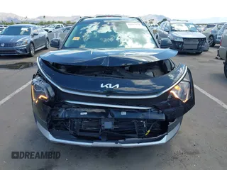 2023 Kia Niro EX with VIN KNDCR3LE1P5100018, listed as a IAAI auction lot 42033942 with 25,188 mi miles. Bid and sale history available at carsss.com. Image 6.