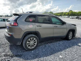 2020 Jeep Cherokee Latitude with VIN 1C4PJLCBXLD556789, listed as a Copart auction lot 58582565 with 66,865 mi miles and Salvage title. Bid and sale history available at DreamBid. Image 3.