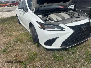 2019 Lexus ES 350 z VIN 58ABZ1B16KU002779, wystawiony jako Copart lot #54559805 z przebiegiem Nie podano mil oraz Czysty tytuł • Clean title. Historia ofert i sprzedaży dostępna na DreamBid. Obrazek 4.