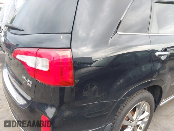 2014 Kia Sorento SX z VIN 5XYKWDA7XEG485405, wystawiony jako IAAI lot #42312938 z przebiegiem 169 728 mil mil oraz . Historia ofert i sprzedaży dostępna na DreamBid. Obrazek 6.