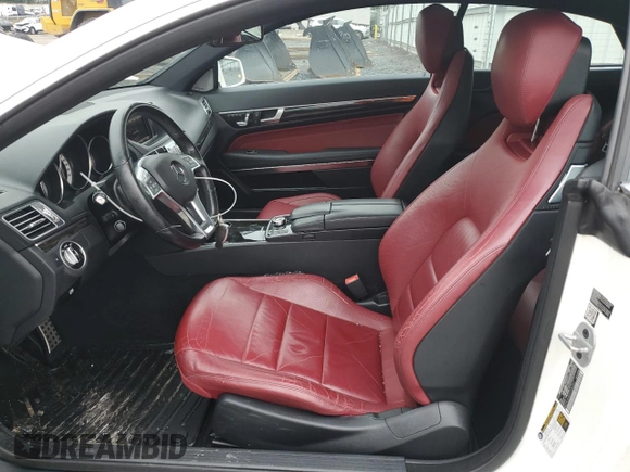 2015 Mercedes-Benz E 400 с VIN WDDKJ6HBXFF300283, выставлен на аукционе Copart как лот 57441065 с пробегом 86 669 миль миль и Списание • Salvage title. История ставок и продаж доступна на DreamBid. Изображение 7.