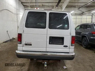 2003 Ford Econoline Passenger XL z VIN 1FBSS31S73HA53454, wystawiony jako Copart lot #85071194 z przebiegiem 118 788 mil mil oraz Szkoda całkowita • Salvage title. Historia ofert i sprzedaży dostępna na DreamBid. Obrazek 6.