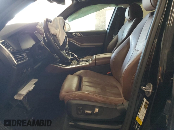 2019 BMW X5 xDrive40i z VIN 5UXCR6C57KLK88824, wystawiony jako Copart lot #47605315 z przebiegiem 154 364 mil mil oraz Szkoda całkowita • Salvage title. Historia ofert i sprzedaży dostępna na DreamBid. Obrazek 7.