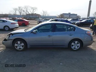2008 Nissan Altima 2.5 SL with VIN 1N4AL21E58N421296, listed as a IAAI auction lot 41772701 with 162,671 mi miles. Bid and sale history available at carsss.com. Image 15.
