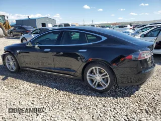 2014 Tesla Model S 60 with VIN 5YJSA1H18EFP34998, listed as a Copart auction lot 55416135 with 229,107 mi miles and Salvage title. Bid and sale history available at DreamBid. Image 2.